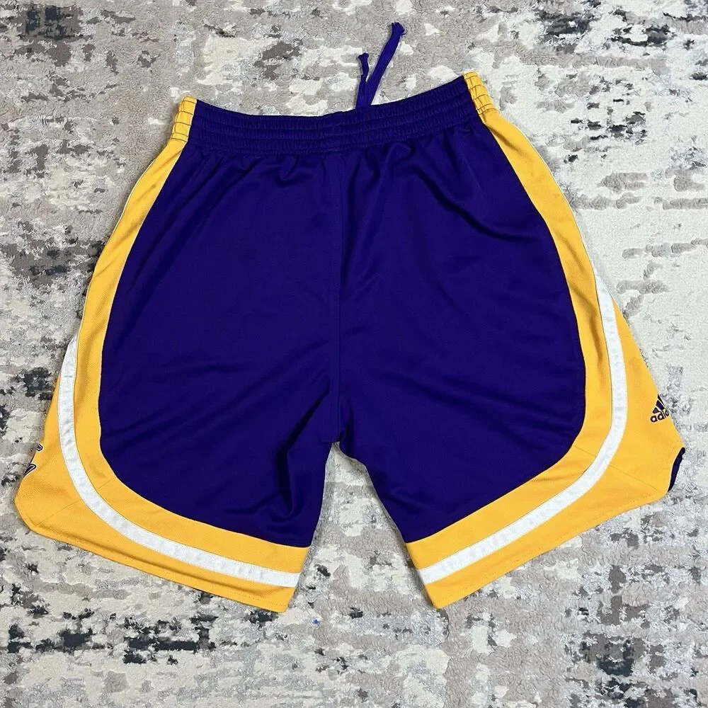 Los Angeles Lakers Basketball Shorts Men's Size Small NBA Adidas Vintage Playoff
